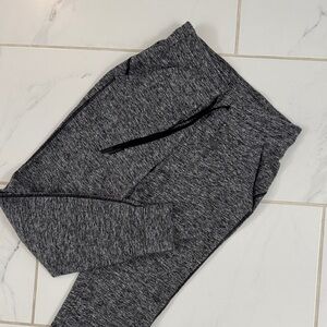 Lululemon scuba jogger in cozy scuba